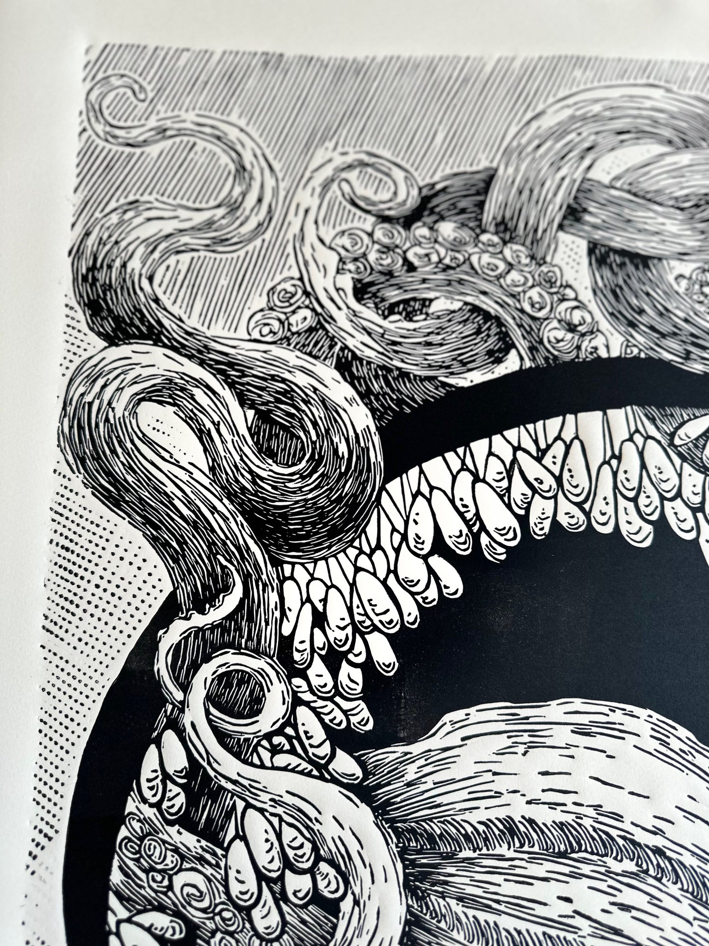 Silent Orb / 56x76cm