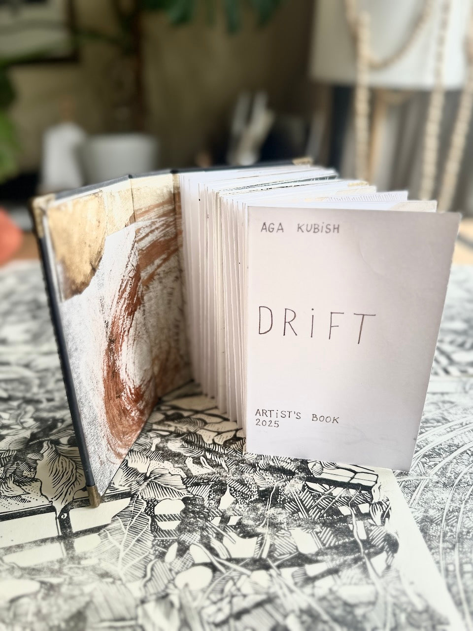 'Drift' / ART BOOK