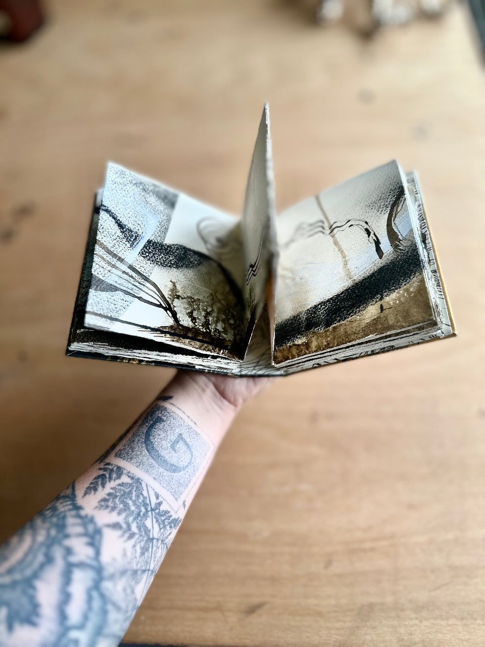 'Fracture' / ART BOOK