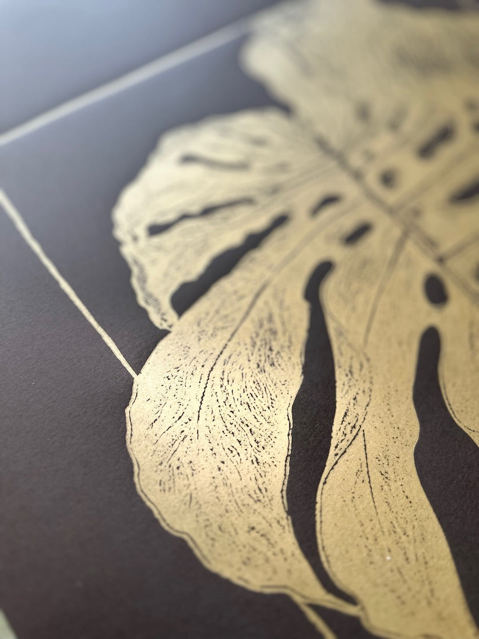 GOLD Monstera's Leaf / 50x70cm