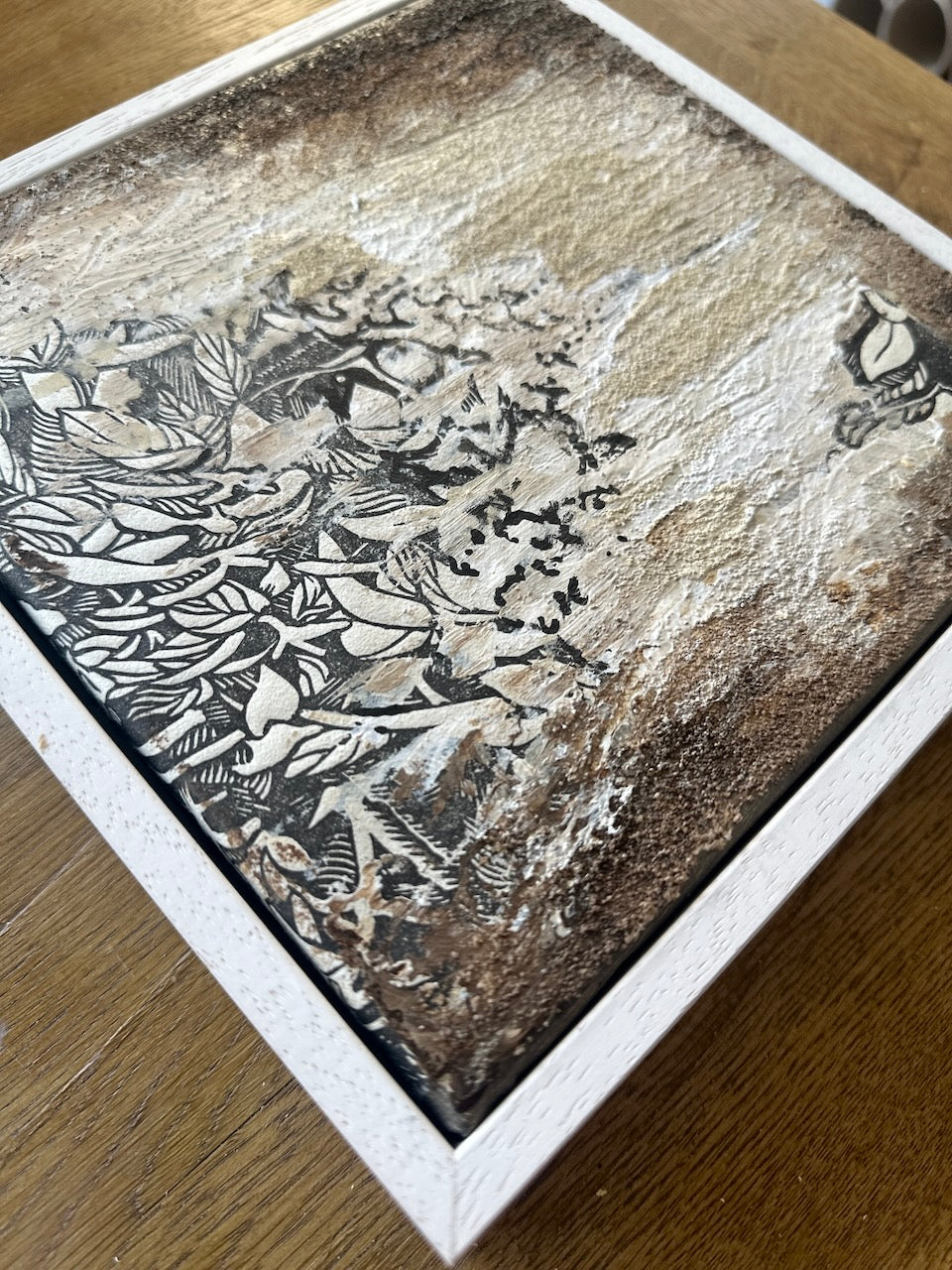 HILLS / Mixed media