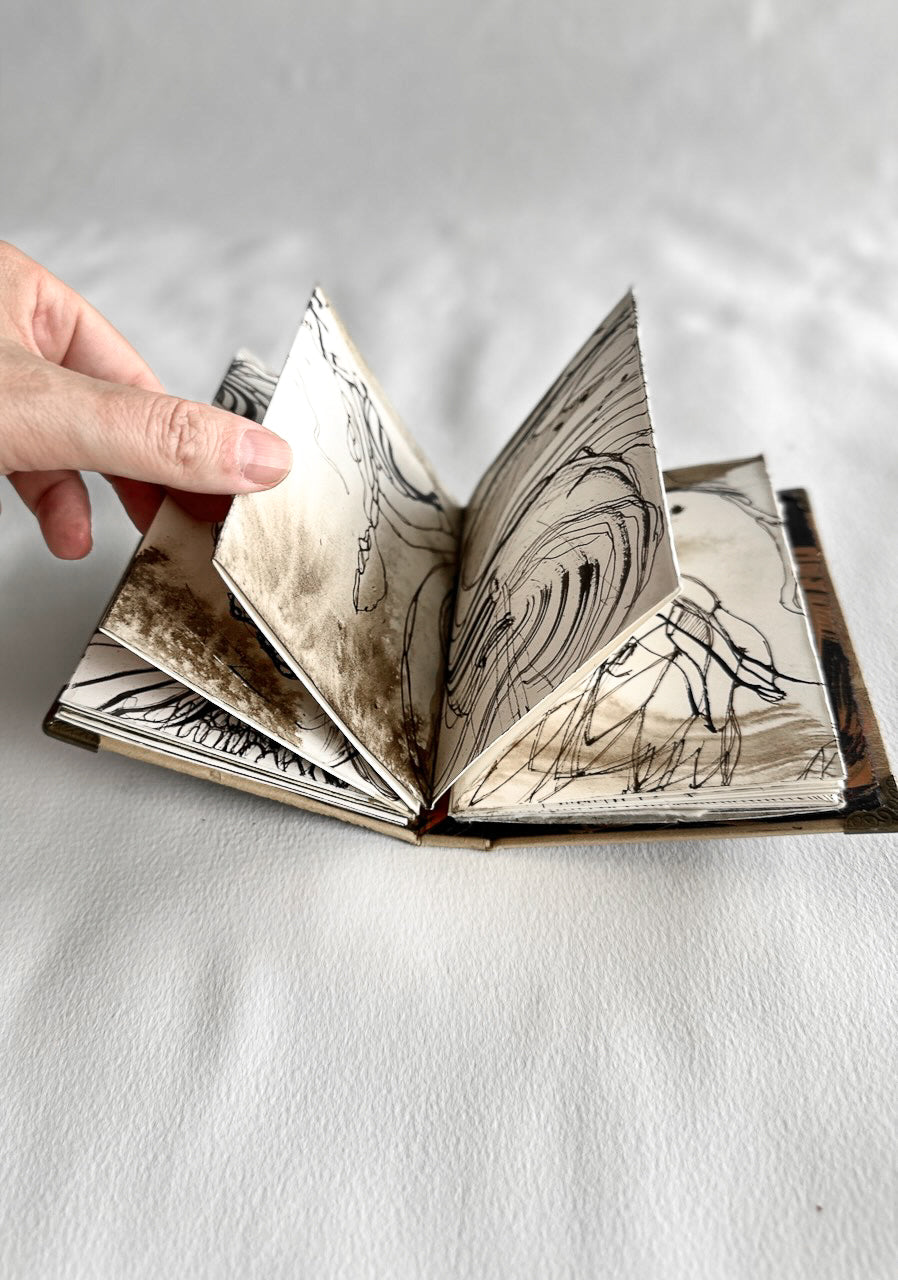 Connect / ART BOOK
