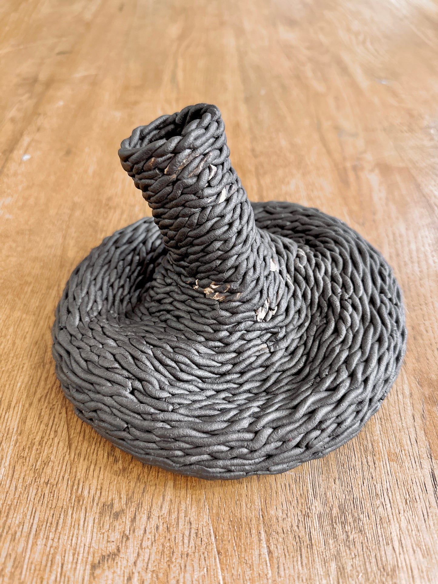 Woven Texture Clay Black Vase